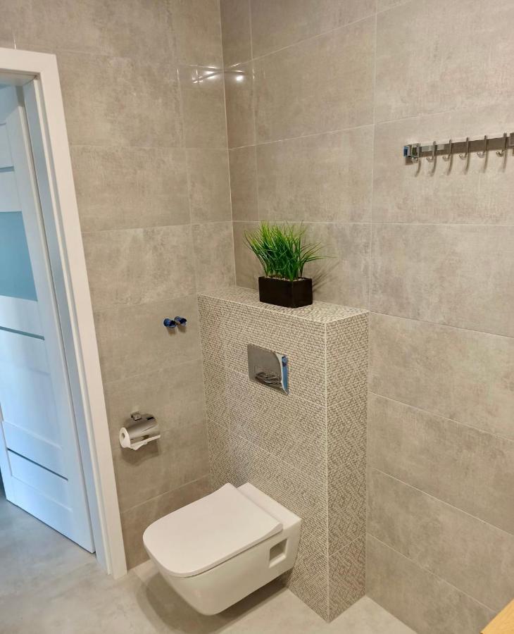 Апартаменты Celebryta - Apartament Устроне-Морске Экстерьер фото