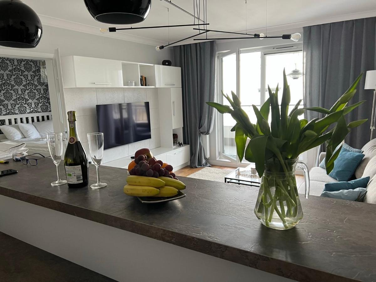 Апартаменты Celebryta - Apartament Устроне-Морске Экстерьер фото